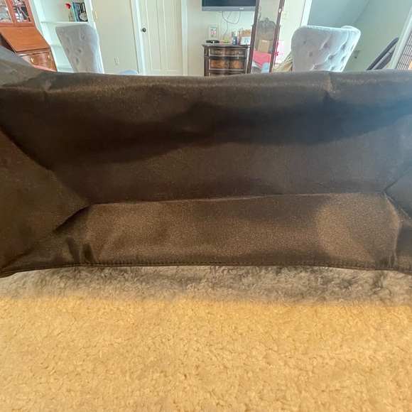 Black Duffle Vip - Picture 3 of 4